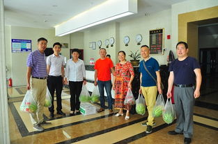 炎夏送清凉，关怀沁人心——后勤管理处慰问暑期坚守岗位工作人员